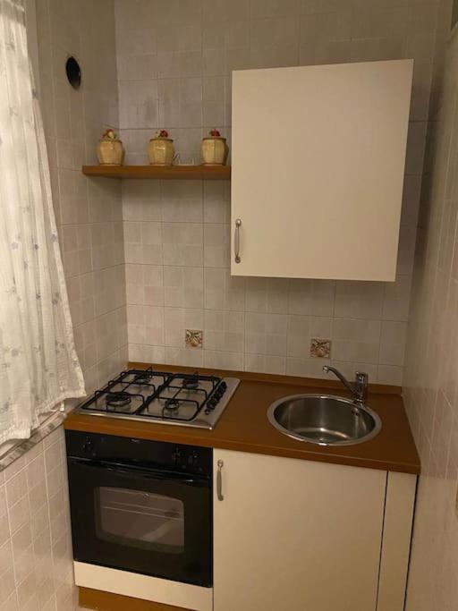 バーリEnry Station Houseアパートメント エクステリア 写真